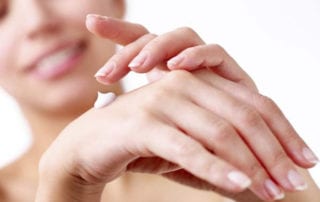 Benefits of Moisturizing Skin Daily