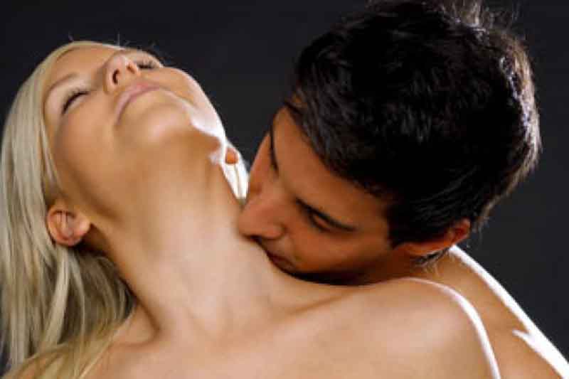5 Amazing Foreplay Tips for Seductive, Hotter Sex