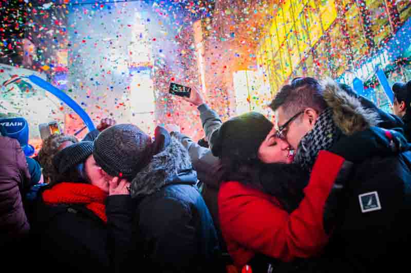 Why We Kiss at Midnight on New Years Eve